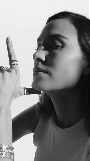 Basic not Basic - 2023 Spring Summer - Alexa Chung | Boucheron