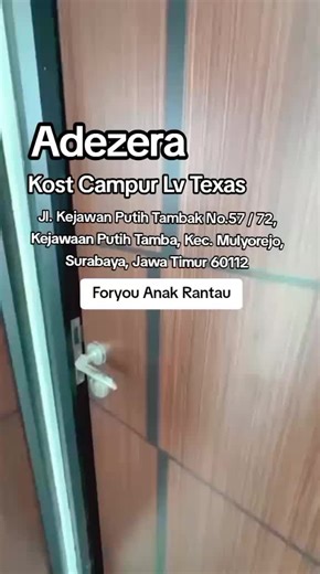 Nama Kost Adezera Fasilitas kost • Spring bed • Smart tv • Ac & Kipas Angin • Lemari Pakaian • Meja Belajar • Kamar mandi dlm • Water Heater • Shower • Air Panas Dingin • Dapur Bersama • Kulkas Mini • Dispenser • Lv Jam malam • Bisa Bawa Hewan • Bisa Ajak teman/kluarga nginap • Area parkir Luas • Ada balkon Fasilitas Gratis • Wifi • Listrik • Parkir • Londry 10 kg per bulan Keamanan 24 Jam • Scurity • Cctv • Layanan Resepsionis Harga sewa • Rp 500.000 Per Minggu • Rp 1.600.000 Per Bulan • Rp 19.