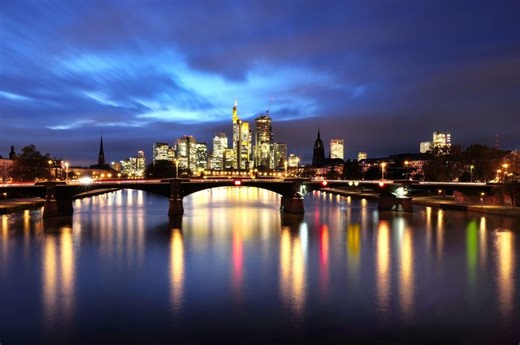 Euro zone economic momentum wanes further in January, PMI shows