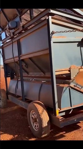 Dry Blower GOLD PROSPECTING Equipment at Work #gold #shorts #prospecting