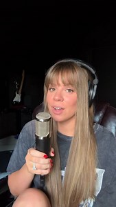 When the chorus hits this is me —-> 😎🕺 WE ARE SO BACKKKKK #RANDOMWORDGENERATOR #randomwordchallenge #songwriter | Drew Ryn