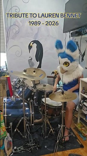 PARTY ROCK ANTHEM BY LMFAO FT. LAUREN BENNET (R.I.P.) & GOONROCK #drummer #laurenbennett #fyp