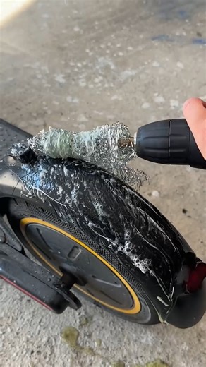 Tool trick for fender scratch removal | Naturee