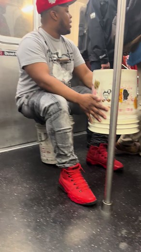 Boys Singing On Train with Drum | Best Boys Singing Compilation