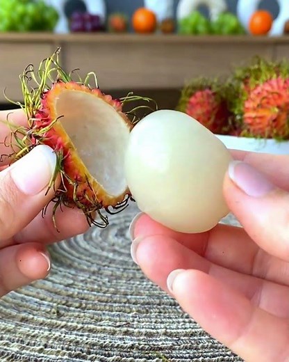 Rambutan: The Alien Fruit with a Heavenly Secret! 👽🍇