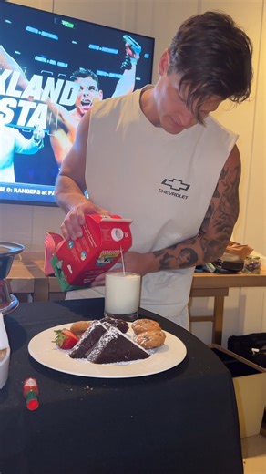 Oooh we are nasty for that 1am room service 🫢🤭😂 #roomservice #couplegoals #relatable #roomserviceplease #fun | The Herberts