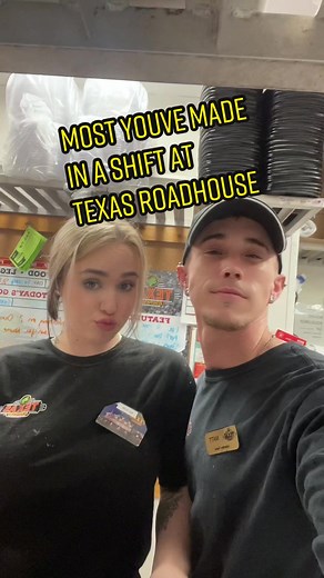 #texasroadhouse #texasroadhouserolls #texasroadhouseserver #texasroadhousesecrets #texasroadhousebutter #fyp #viral