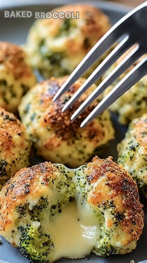 Broccoli chopped fine. Mix with cheese, garlic, breadcrumbs. Bake at 375°F for 15–20 minutes. These baked broccoli cheese balls come out crispy on the outside, cheesy and tender inside, and totally snackable. Ingredients ➤ 2 cups broccoli florets, finely chopped ➤ 3/4 cup grated cheese (cheddar, mozzarella, or Parmesan) ➤ 1 cup Panko breadcrumbs ➤ 1 small onion, finely chopped FULLL Recipe in First Cօʍʍеոτ 👇👇 | Nessy Recipes