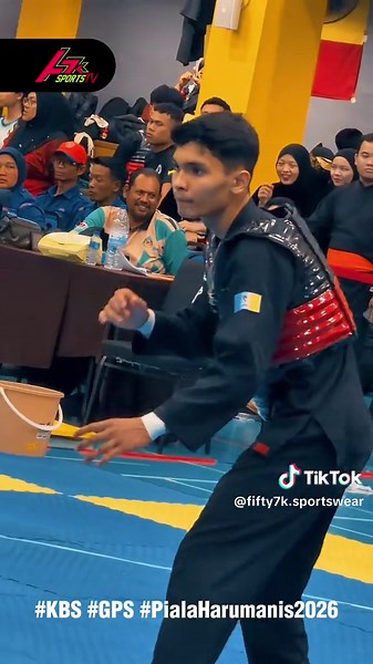 🏆Kedah Juara Piala Harumanis 2026🏆 Kejuaraan Silat Piala Harumanis 2026 yang bermula sejak 16-19 April telah melabuhkan tirai dimana Skuad SUKMA Kedah 2026 juara keseluruhan Kejuaraan Silat Piala Harumanis 2026‼️ 57K ingin berterima kasih dan tahniah kepada pihak penganjur yang sudi bekerjasama dengan 57K dalam menjayakan kejuaraan ni Terima kasih juga diucapkan kepada semua yang support, yang beli jersi rasmi & barangan 57K… Oqhang Peqhelih memang padu🔥🔥🔥 #Fifty7kSportswear #Sportswear #Si