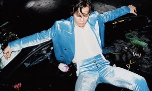 Review: Harry Styles Is a True Rock Star on Superb Solo Debut