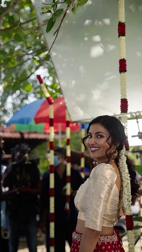 Here’s a behind the scenes look from “Shuba Mangalayam.” It was a team effort in every way! Thank you to everyone who worked on it, long hours, in the heat, early mornings! The cast and crew were a blast to work with and I got to see parts of Kerala I had never seen before @keralatourism | Vidya Vox