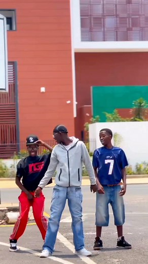 5.9K views · 657 reactions | Win win win dance challenge  .vibes maker . . .#fashiondancers #win #win #dancechallenge #vibes #maker #goviral #fypシ | Fashion Dancers | Facebook