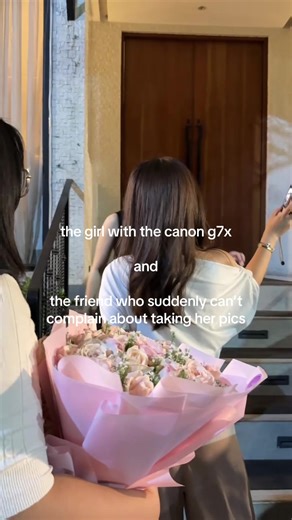 Canon G7X: Capturing Moments with Patience