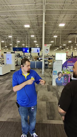 Shopping for Glasses: Ideal Gifts for Couples