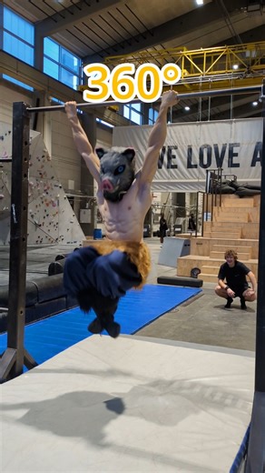 Best reaction to Inosuke pose in real life? #gym #flexibility #infinitycastle #inosuke #demonslayer