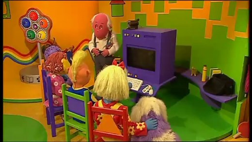 CBEEBIES Be Safe With The Tweenies Throwing