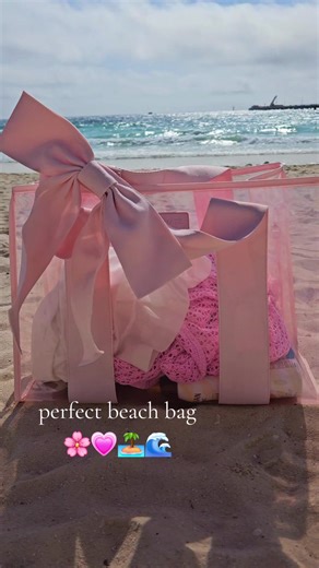 obsessed with my new beach bag from Case Mate💗 it's waterproof, easy to clean, & has a protective zipper for your phone and wallet!!! perfect for my honeymoon🥰 #honeymoon #beachbag #casemate #husbandwife #cruise