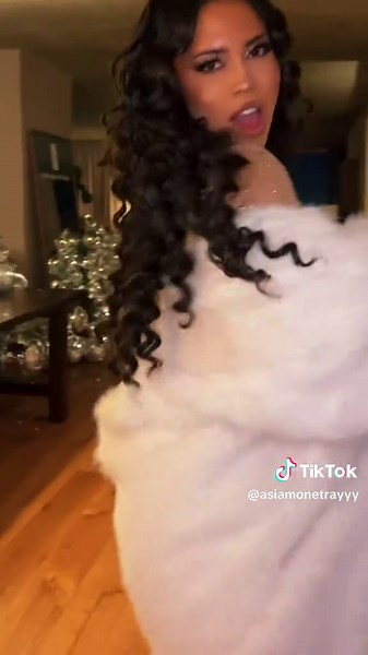 Asia Monet Ray TikTok: Golden Hall Victoria Secret Hoodie