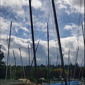 🎵*SOUND ON*🎵 An aeolian instrument is and instrument that is "played" by the wind, the most well known instrument of which are wind chimes! The name comes from the Greek God of the Wind, Aeolus (who is also the mascot featured in our logo!). The oldest known aeolian instrument is the "wind harp" which was constructed by Athanasius Kircher and was described in his Musurgia Universalis which dates back to the year 1650! Here at our Windsure beachfront location, rhythms are created by the wind kn