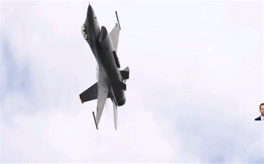 F-16 的飞行能力至其极致