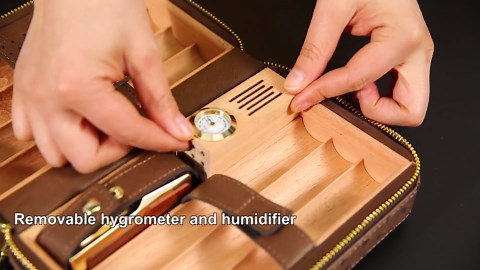 Scotte Cigar Humidor Box, Cigar Lighter Cedar Wood Lined Leather Cigar Case Built in Hygrometer & Humidifier, Torch Lighter with Cigar Holder Cigar Punch Portable Travel Cigar Humidor Kit (Grey)