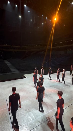 ✨ The countdown is on — 33 days to go ✨ Join us at Dublin’s 3Arena as we celebrate 30 unforgettable years of Lord of the Dance, returning to where the journey first began. 📅 5 February 2026 🎟️ https://www.ticketmaster.ie/michael-flatleys-lord-of-the-dance-dublin-05-02-2026/event/18006337ADC2D5DB | Lord of the Dance