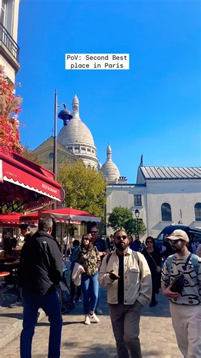 Ofcourse the Eiffel Tops! | Montmartre Paris 🇫🇷 | Sacré-Cœur & The Artist’s Streets