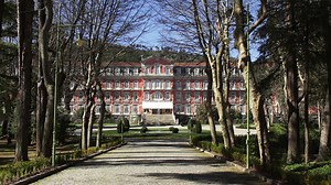 architectural video offers fresh perspective on renowned buildings