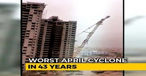 Cyclone Fani: In Video, 250-Foot Crane Crashes Onto Building In Odisha |
