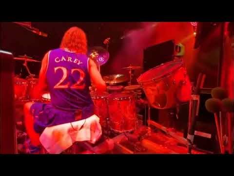 Maynard James Keenan Plays 'Jenga' On Stage While TOOL Performs