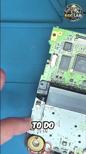 Game Boy Color Restoration: IPS Screen Mod & Capacitor Swap! #shorts