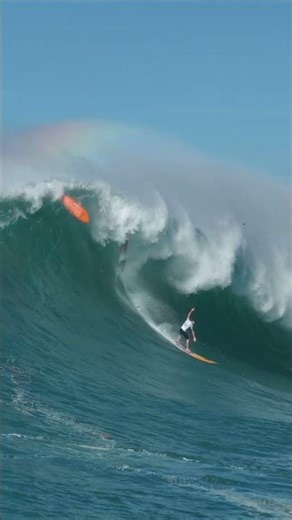 Absolute CARNAGE at Waimea Bay During The Eddie