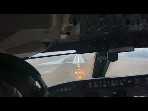 CRJ-700 ILS Approach and Landing