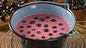 Hogyan kell meggylevest főzni?