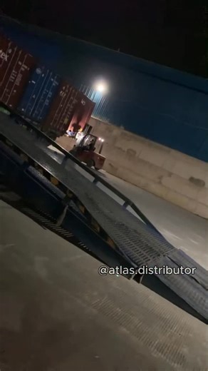 VIDA TRADE DBA Atlas Distributor on Instagram: "Tips for crushing it as an order selector! 💪 Our pro Jake Carter shows you how we pick, pack, & ship our products. FAST across the USA! 🇺🇸 Tip #1: Stay organized. Tip #2: Speed + accuracy = happy customers! 😎 What’s your fave warehouse hack? Drop it below! 👇 Shop our goods: link in bio. 🔥 #USDistribution #WarehouseLife #OrderPicker #GroceryHaul #ToyUnboxing #FastShipping #ShopUSA #WorkHardPlayHard #AmericanDelivery #warehouseworker."