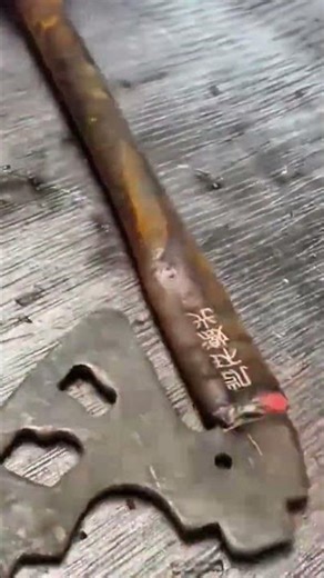 using handheld laser welding machine to join metal components with precision and control