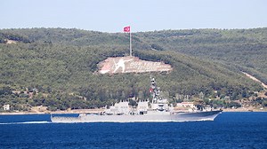 US Navy ship passes through Dardanelles Strait