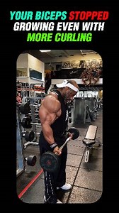 If your arms haven’t grown despite adding more curls, more sets, and more volume — this is why. Biceps growth doesn’t come from endless curling. It comes from tension applied through the entire strength curve. Most people overload the easy portion of the rep and completely miss where the muscle actually grows. That’s where 21s change everything. By breaking the movement into partial ranges and then finishing with full reps, you force the biceps to work from the bottom, through the mid-range, and