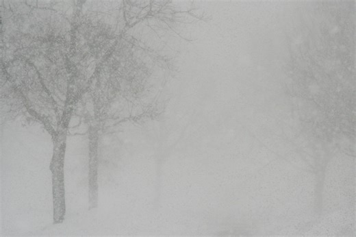 Tracking blizzard conditions Sunday night