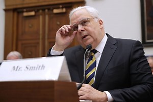 Fred Smith, FedEx’s innovative founder, is dead at 80
