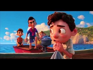 Clip Disney Luca (swimming training)