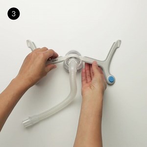 ResMed AirTouch N20: How to take apart your CPAP mask - Mask how-to-videos - AirTouch N20 - HCP Video Gallery Portal - ResMed