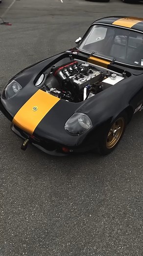 55K views · 1.2K reactions | A lightweight masterpiece. Pure driving joy. #Lotus #Elan #Motorsport #Classic #Roadster | MINI Cooper Photography | Facebook