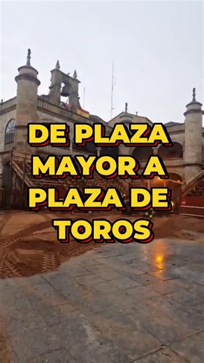 La plaza de toros de Ciudad Rodrigo (Salamanca) se transforma en una plaza de toros para acoger, desde el viernes, uno de los #Carnavales más importantes del mundo: el del Toro. Los encierros, capeas, festivales y novilladas gozan de un gran entusiasmo popular y tienen una participación masiva. Una fiesta declarada de Interés Cultural. Somos #tauromaquia. Somos #cultura Vídeo: @ayto_crodrigo | Fundación del Toro de Lidia