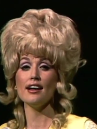 Dolly Parton Sings 'How Great Thou Art' on The Porter Wagoner Show