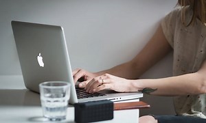 Kopfzeile und Fußzeile in Word bearbeiten