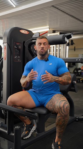 1.8K views · 46 reactions | Don’t make these two hip thrust mistakes ‼️ #weighttraining #gymjourney #motivation #bodybuilding #fitness #glutes #hipthrust #gymmotivation #gymshark | Harry Cartwright Personal Training | Facebook