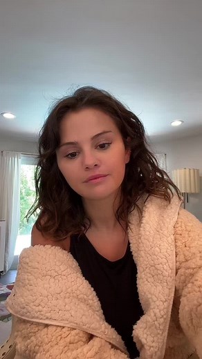 Selena Gomez (@selenagomez)’s videos with original sound - Selena Gomez