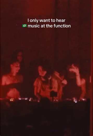 WE’RE BACK. BRAZILIAN ELECTRONIC MUSIC ALL NIGHT. FULL BRAZILIAN LINEUP IN NYC DJ: Icky! #brooklyn #brazilianparty #rave