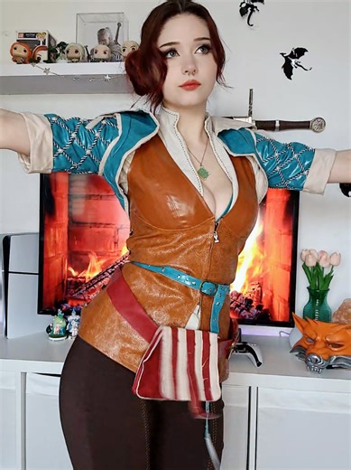 Triss Cosplay from The Witcher: A Stunning Transformation